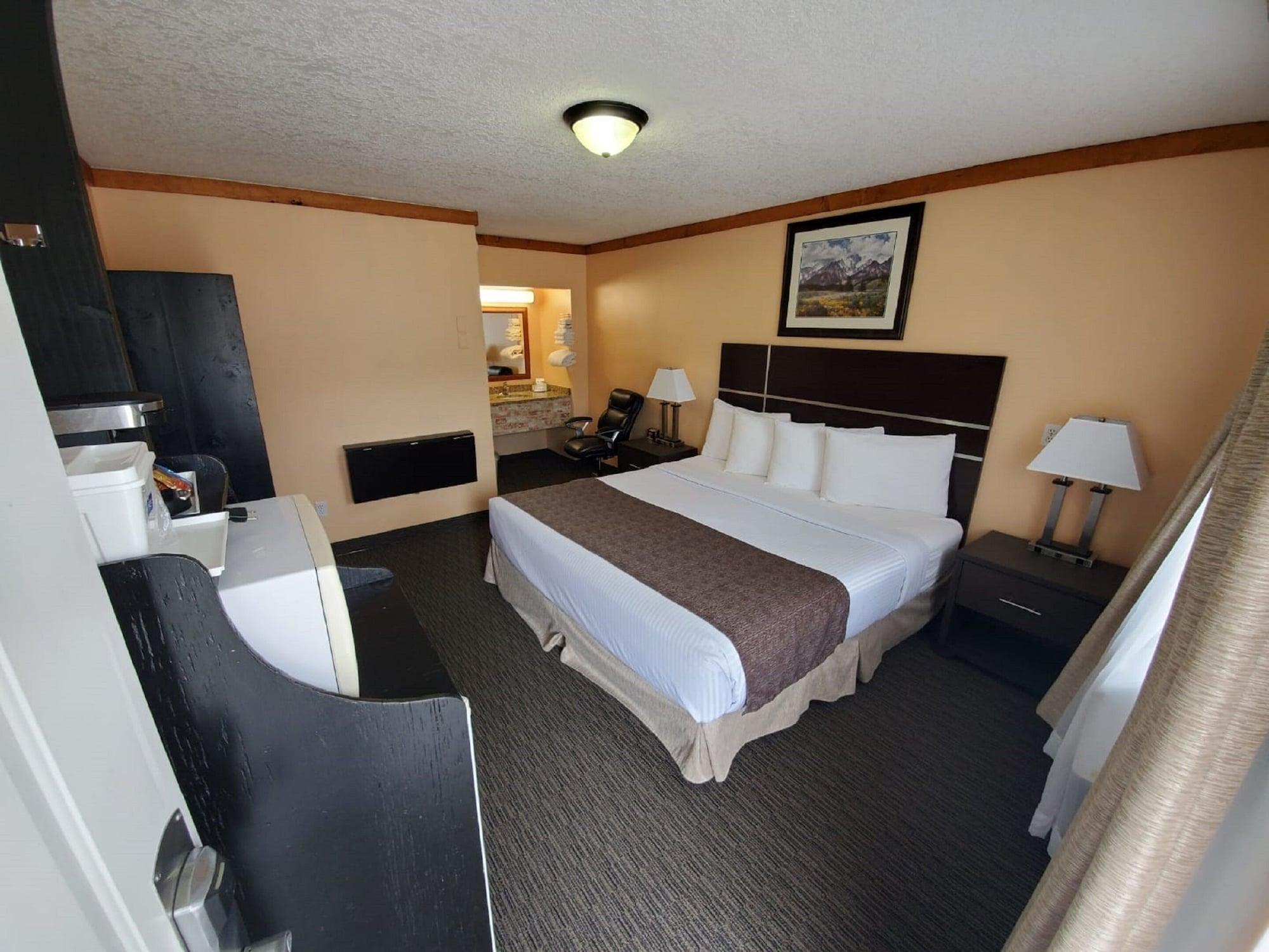 Travelodge By Wyndham Golden Sportsman Lodge Esterno foto