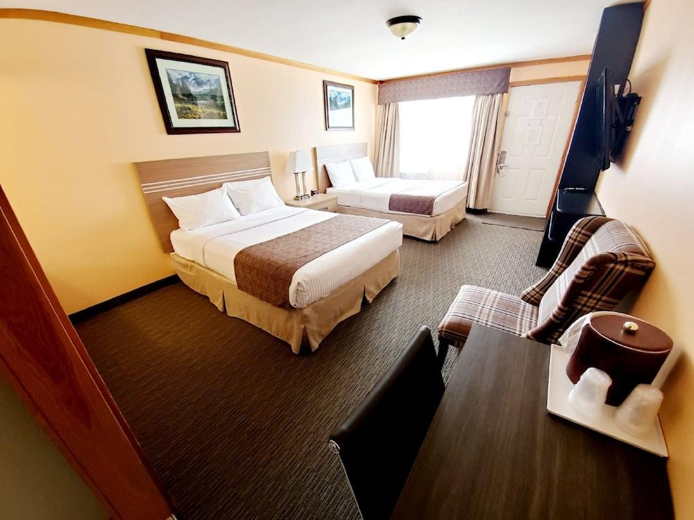 Travelodge By Wyndham Golden Sportsman Lodge Esterno foto