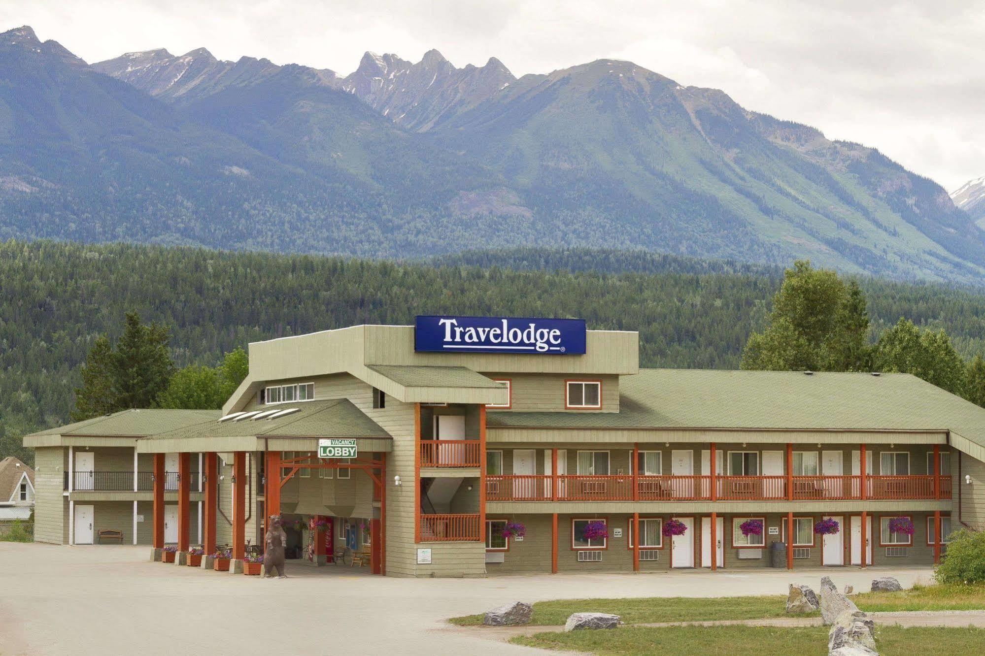 Travelodge By Wyndham Golden Sportsman Lodge Esterno foto